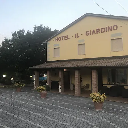 ホテル Ristorante Il Giardino Cagnano Amiterno